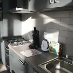Forest-view Tiny House *
