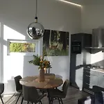 Forest-view Tiny House Casa de Férias *