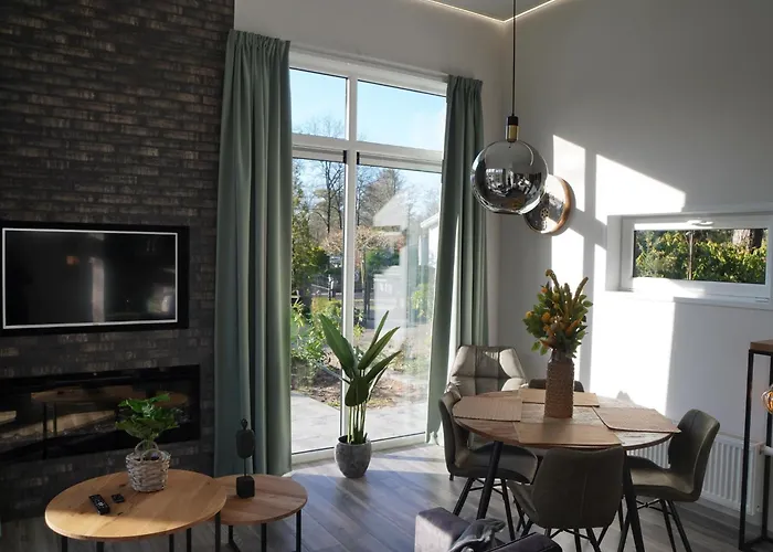 Forest-view Tiny House *